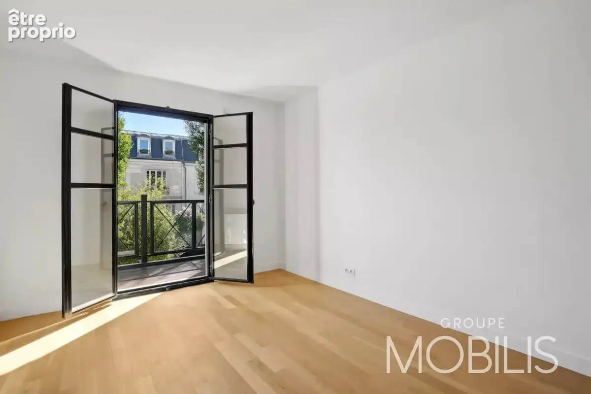 Exclusivité - levallois-perret proche paris 17 - villa chaptal - maison familiale rénovée 5 chambres avec jardin, terrasse, balc - photo 12