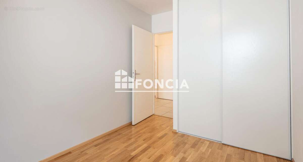 Appartement à SAINT-ISMIER