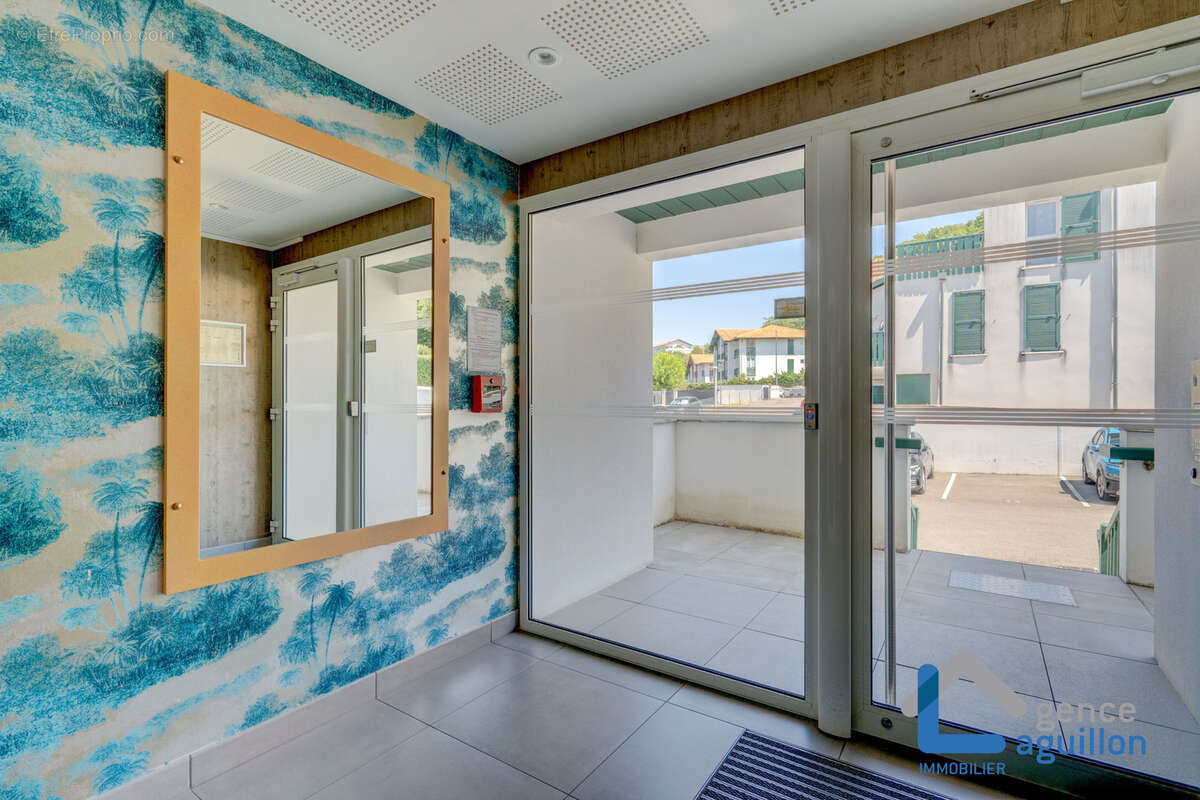 Appartement 2 pieces + alcove - photo 22