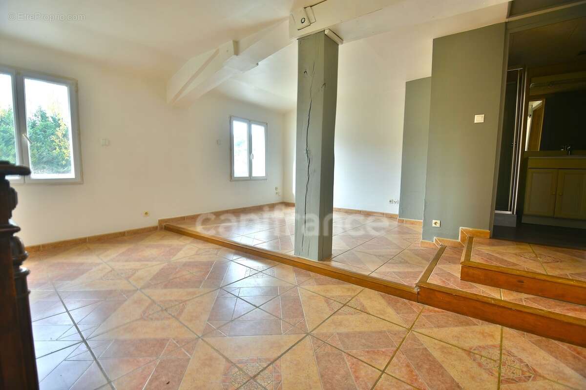 Maison à vendre 3 pièces JOIGNY (89) - photo 3