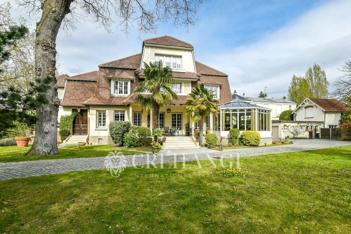 Maison à LE VESINET