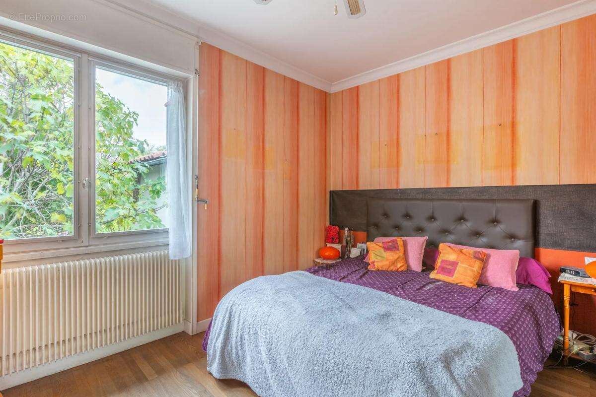 Maison à TASSIN-LA-DEMI-LUNE