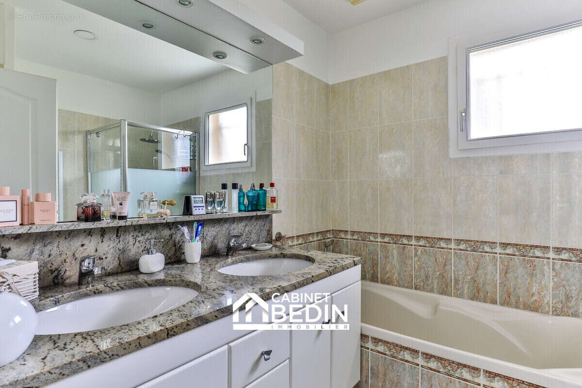 Maison à GUJAN-MESTRAS