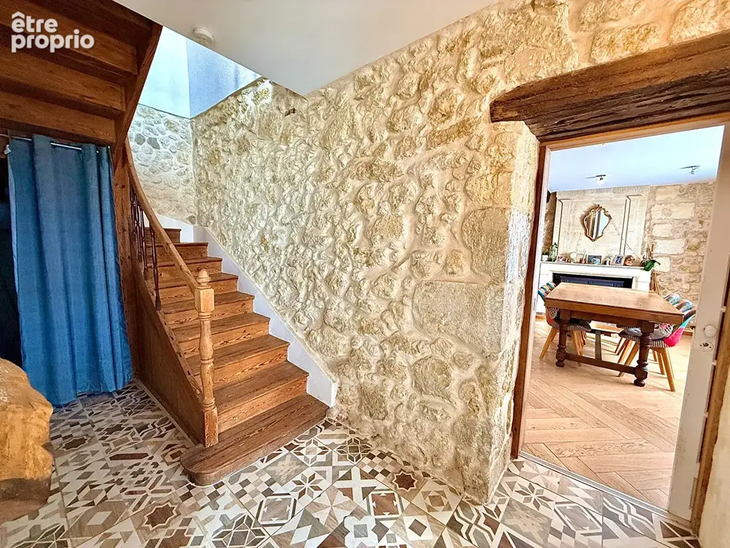 Coup de coeur assuré pour cette maison récemment rénovée avec goût et pleine de potentiel ! - photo 6