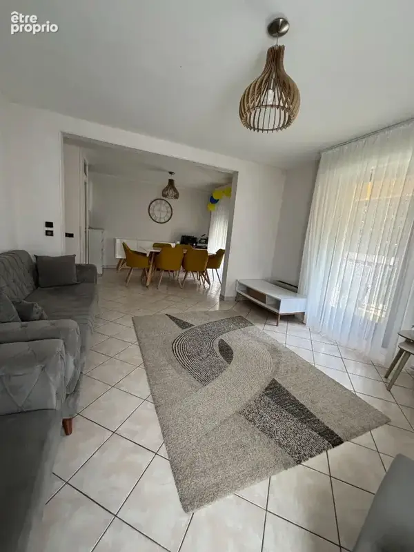 Appartement  4 pièce(s) - photo 2