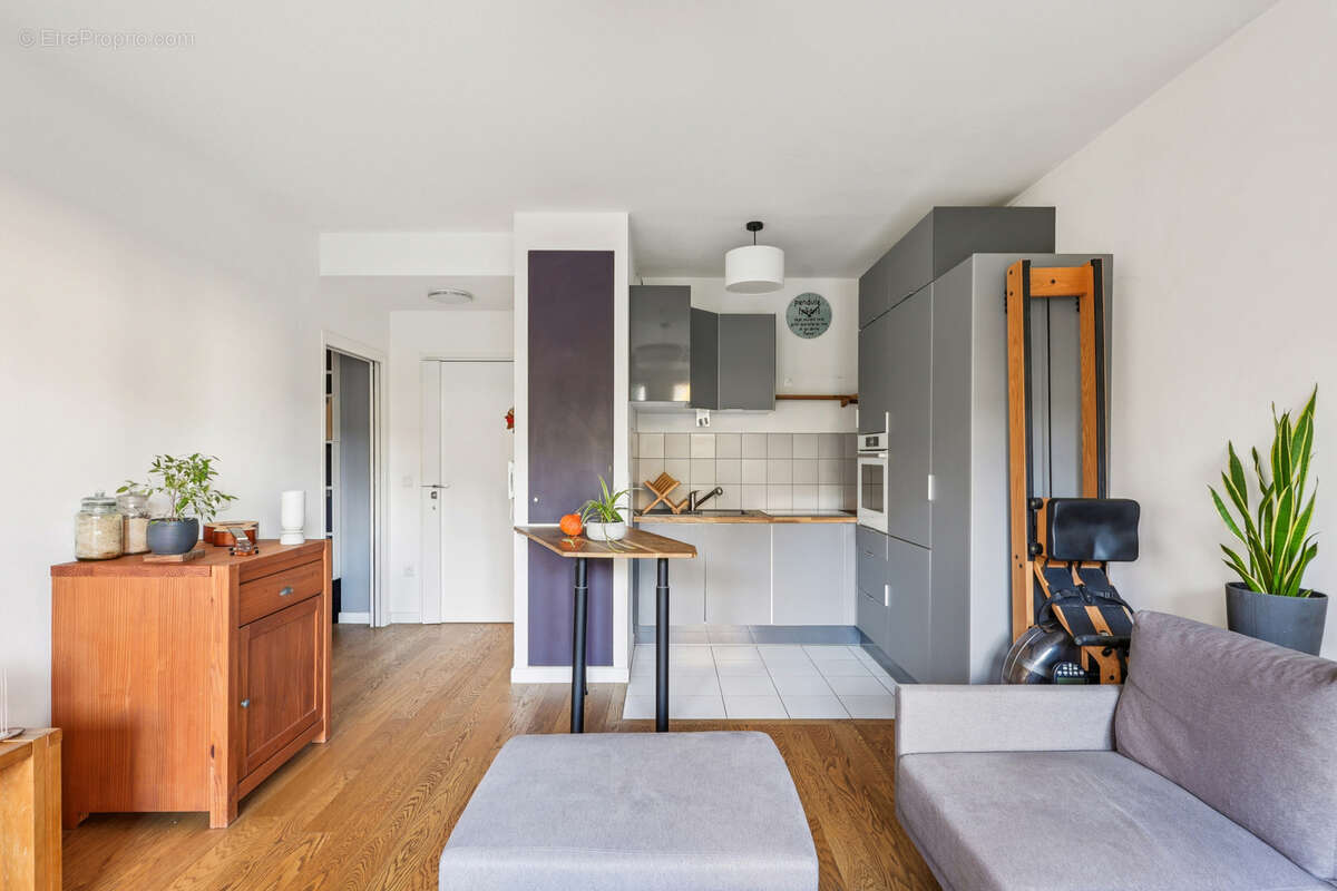 Appartement à MONTROUGE