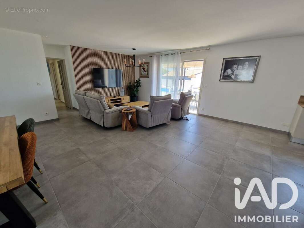 Photo 2 - Maison à ARDILLIERES