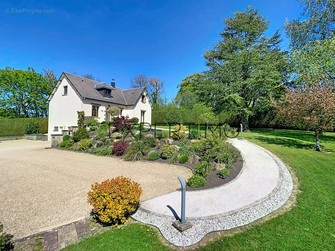 Maison à VILLERS-BOCAGE