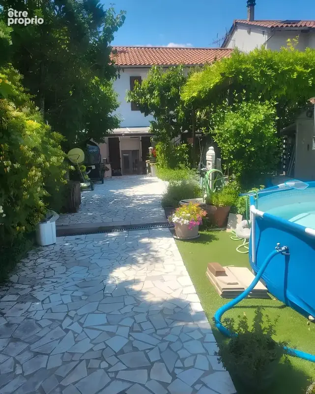 Maison 5 pièces 110 m² à vendre à Jons (69330) - photo 3