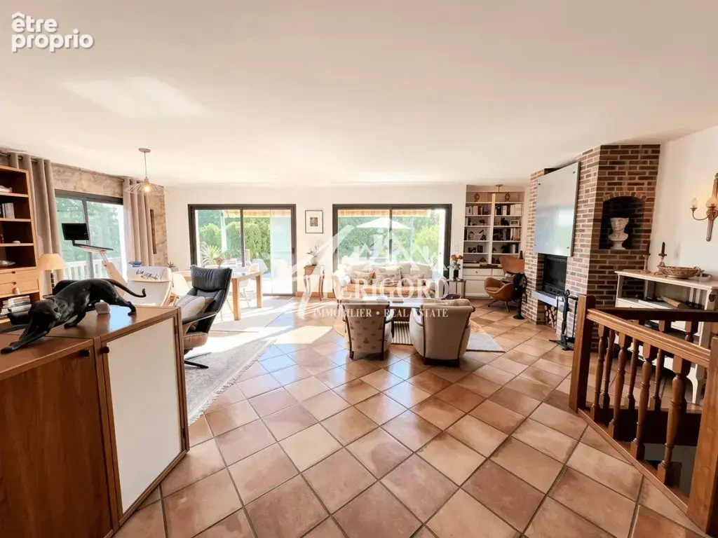 Maison 8 pièces 220 m² à vendre à Lalinde (24150) - photo 4