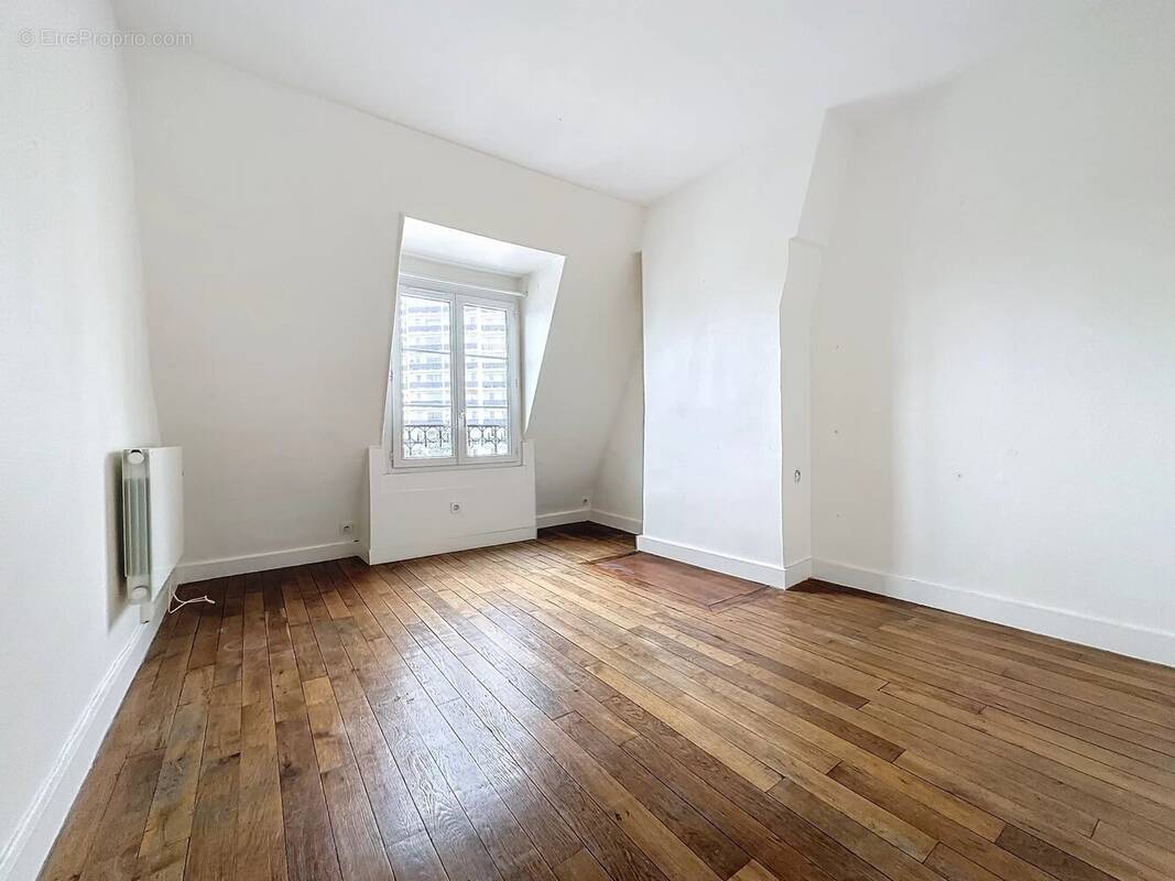 Appartement à PARIS-12E