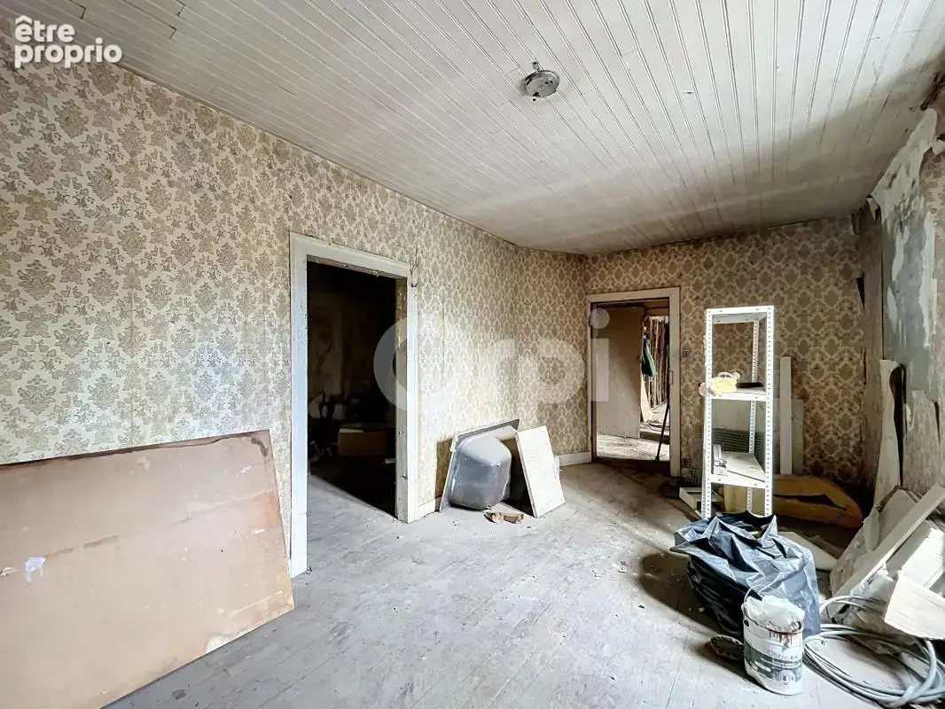 Immeuble à vendre, idéalement située à Saint-Hilaire-Peyroux, entre Brive et Tulle - photo 11