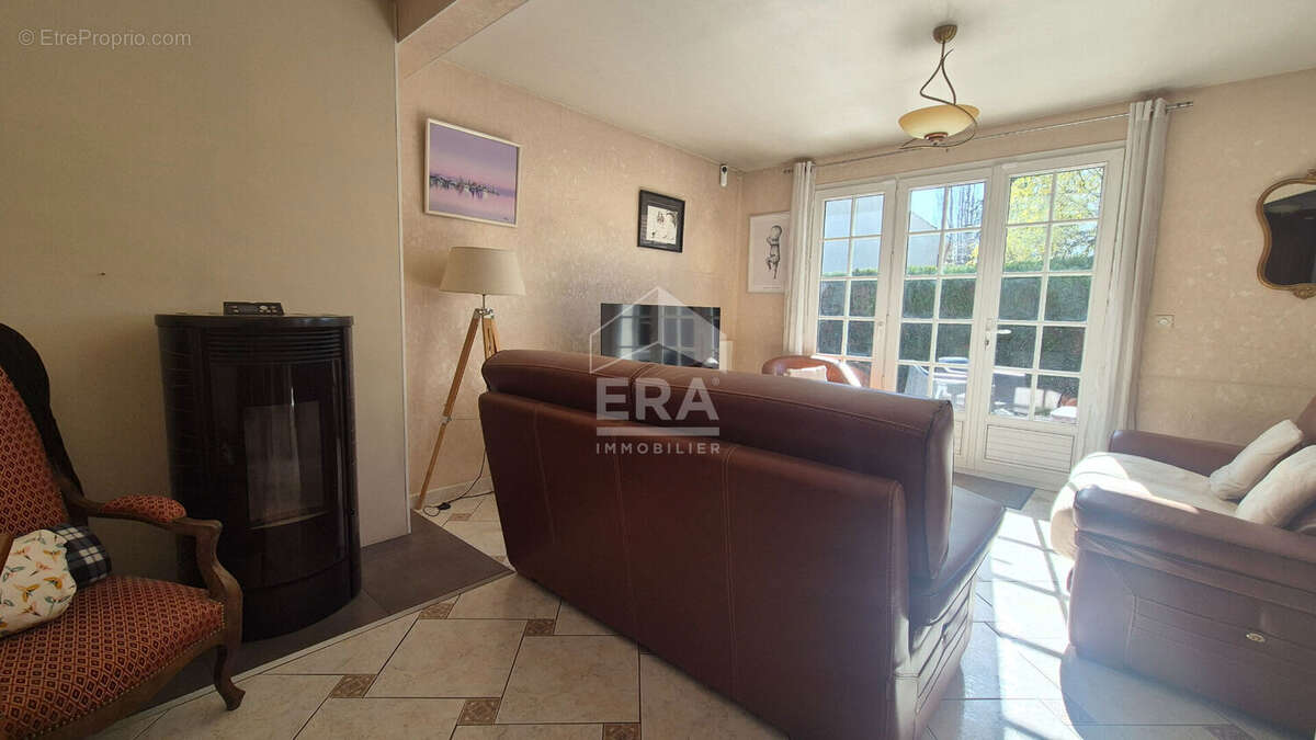 Maison à BRIE-COMTE-ROBERT