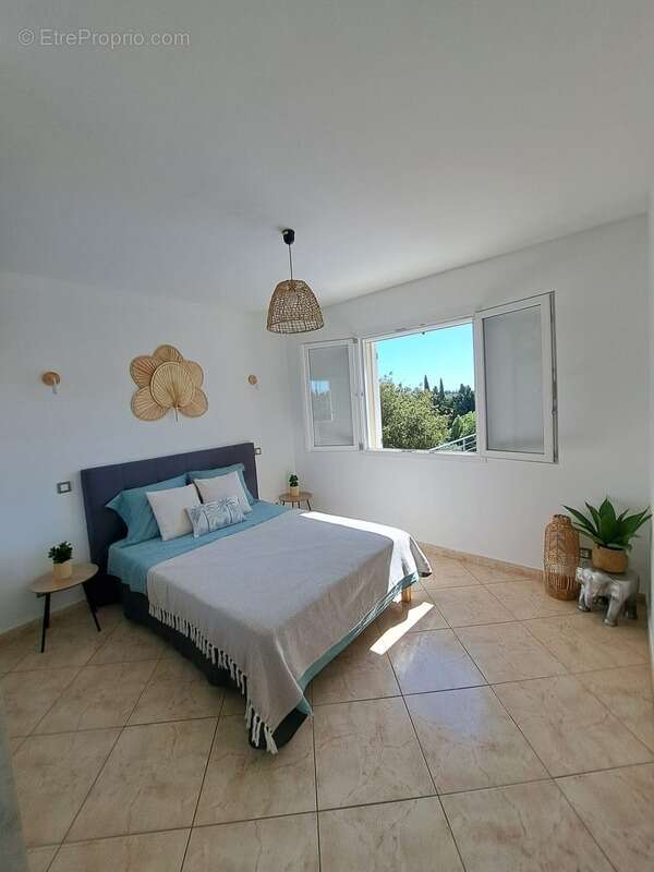 Maison de plain pied 170 m2, 5 chambres, piscine, garage, sans vis-à-vis,  terrain 5540 m2 à SAN NICOLAO, Moriani (HAUTE CORSE) - photo 14