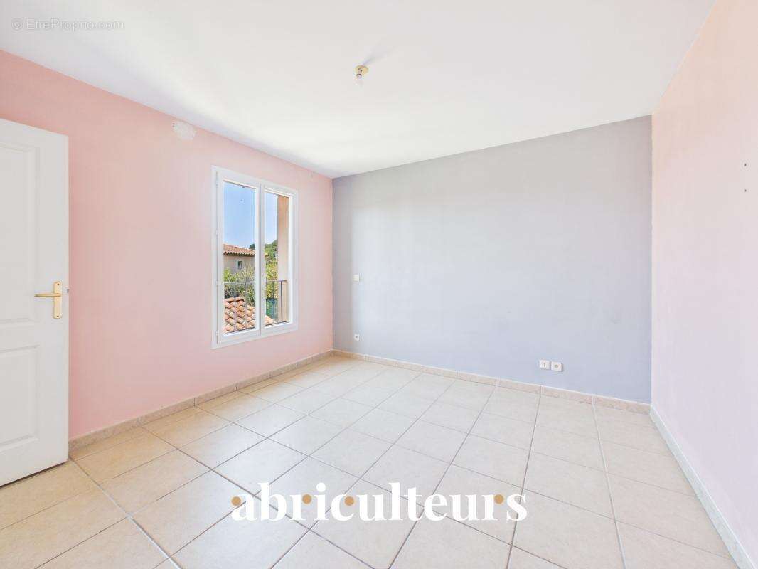 Maison à MARSEILLE-12E