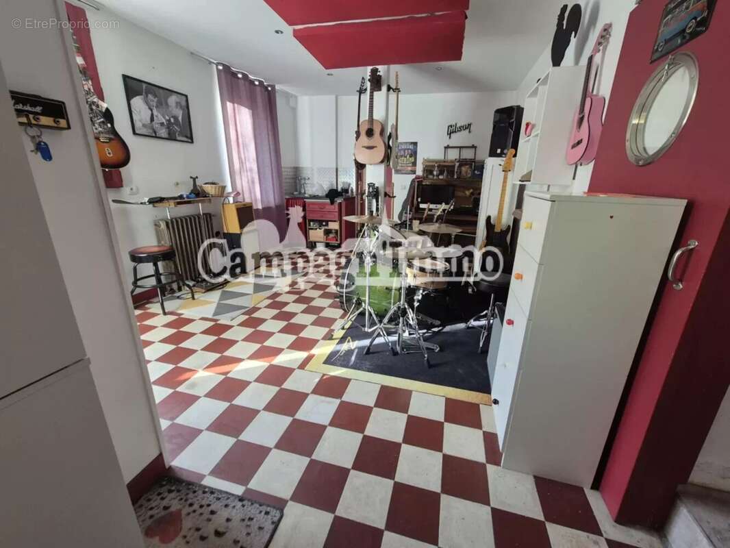 Maison à SAINT-FORGEUX