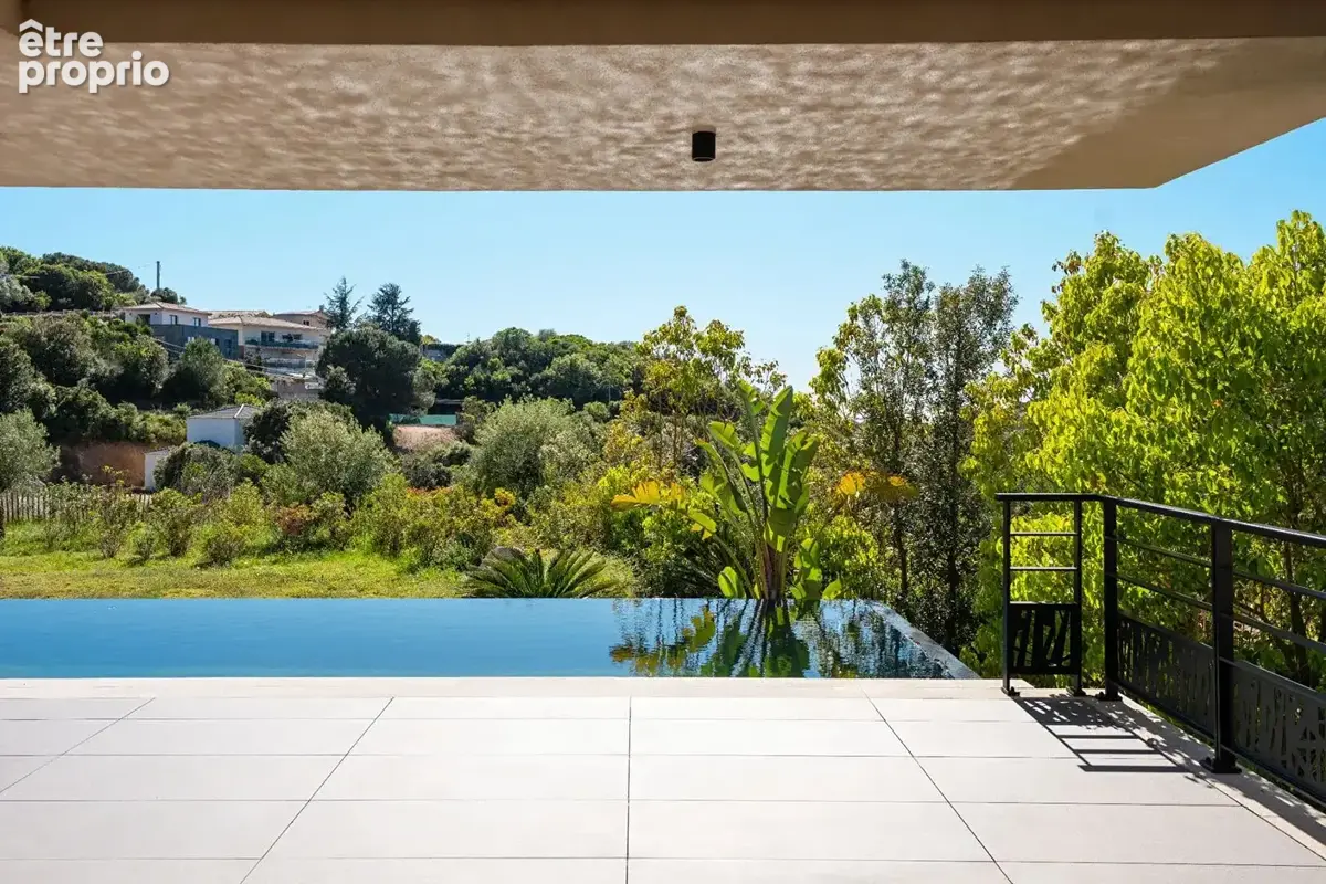 A vendre villa contemporaine 200m2 avec piscine vue mer pietrosella - photo 2