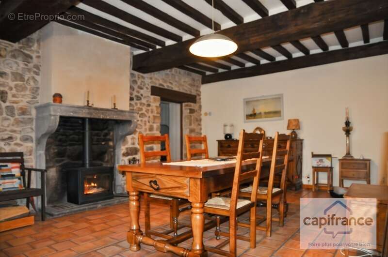  Lieu rare : maison de caractère en pierre proche du Lac du Rousset 71 – potentiel gîte - photo 13