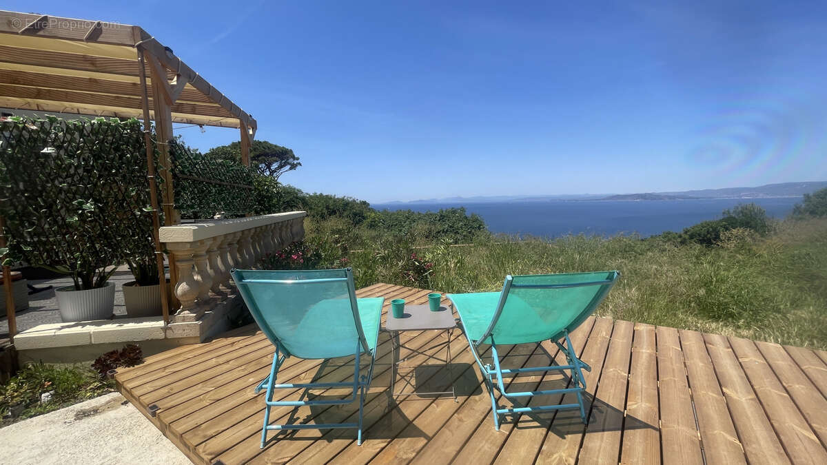 Appartement à HYERES
