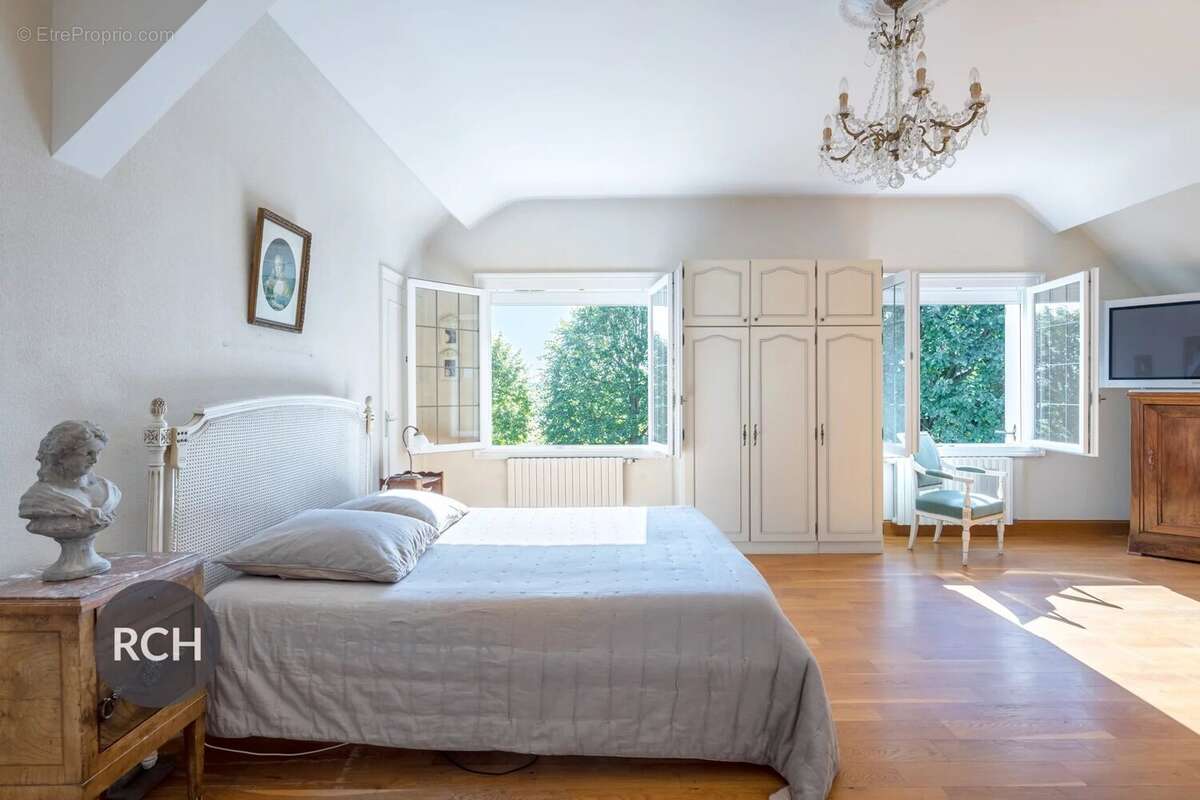 Maison à MONTFORT-L'AMAURY