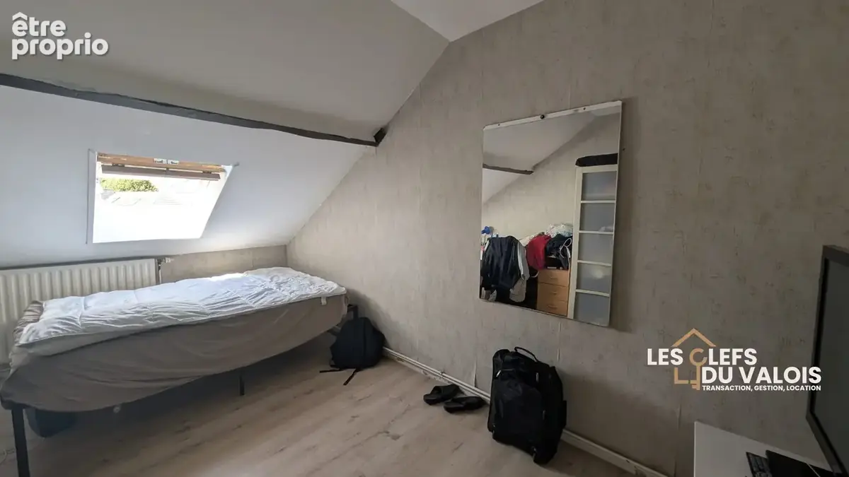 Maison 99 m² à Crepy-En-Valois  - photo 9