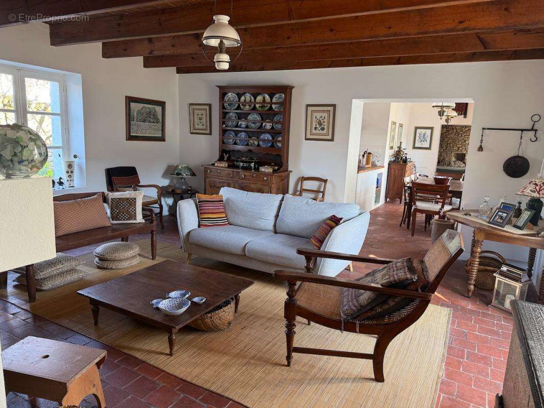 Maison à L&#039;EPINE