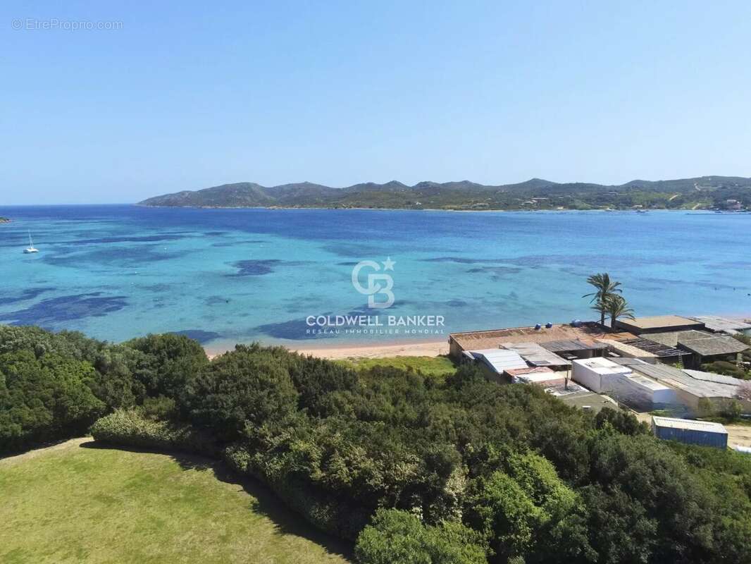 Terrain à BONIFACIO