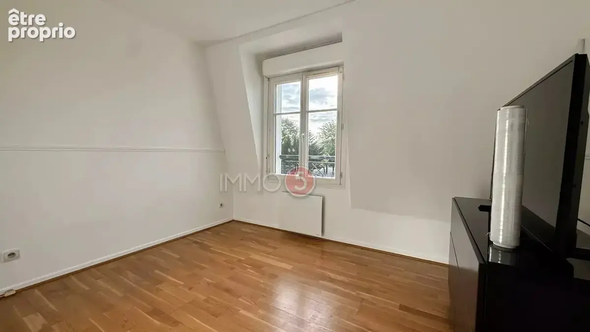 Appartement 91 m² à Les Pavillons-Sous-Bois  - photo 8