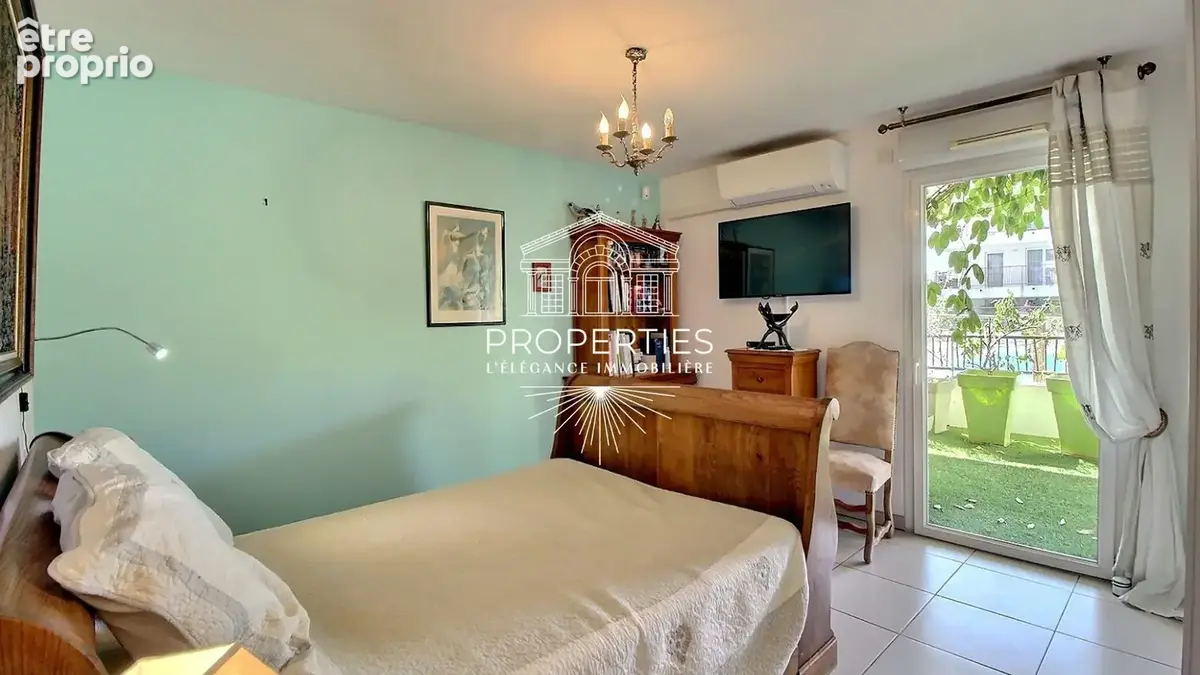 Le lavandou - t3 de 2016 - 68 m² - ascenseur - terrasse 60m² -  piscine - parking x2 - photo 6