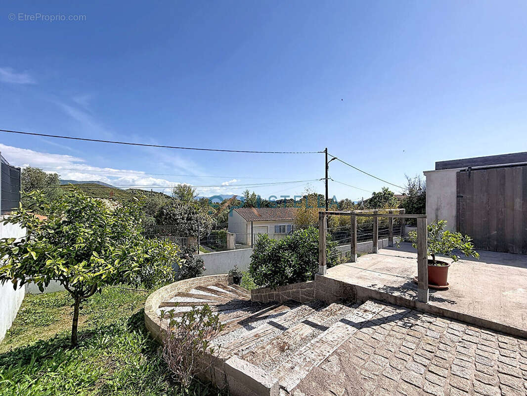 Maison à AFA