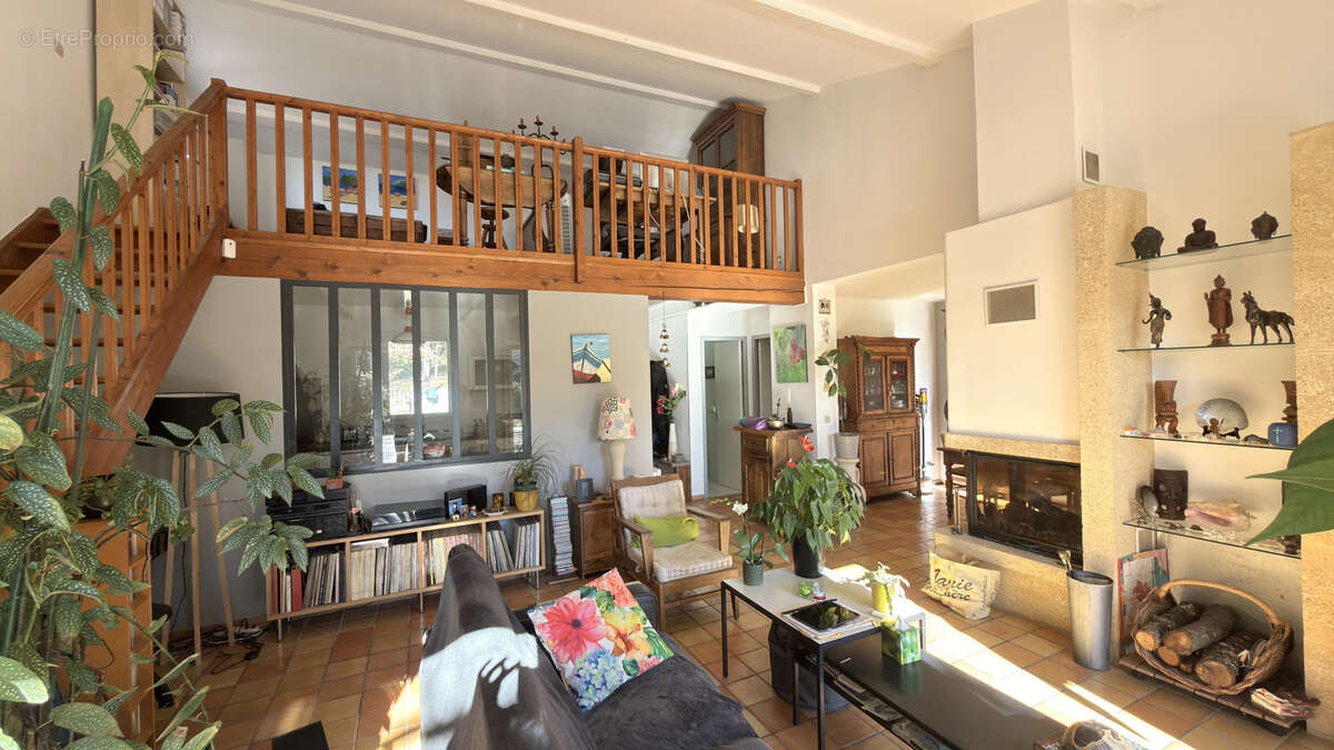 Maison à VENELLES