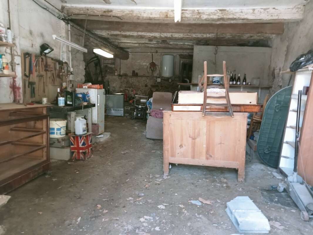 Maison de village avec jardin et garage. - photo 15