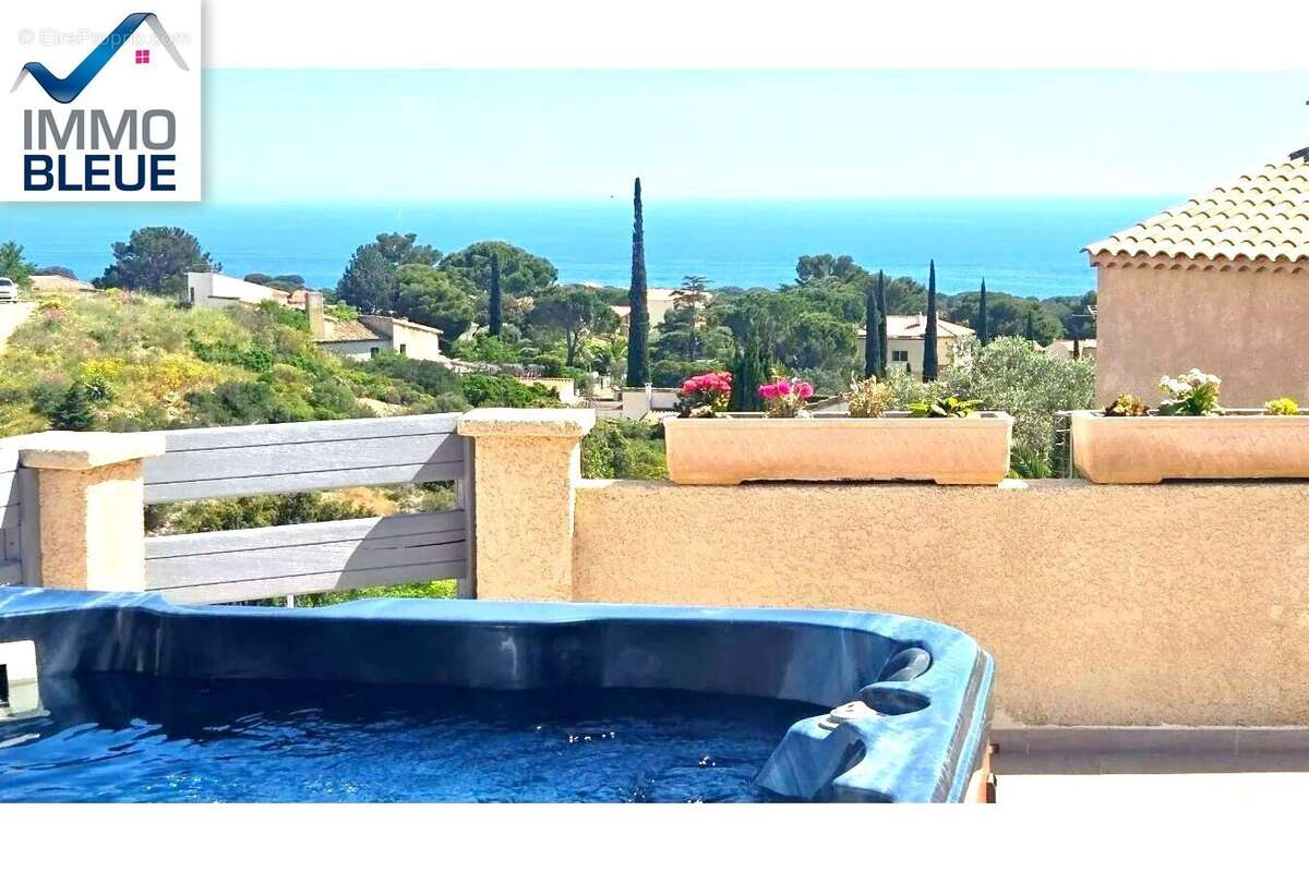 Maison à SAUSSET-LES-PINS
