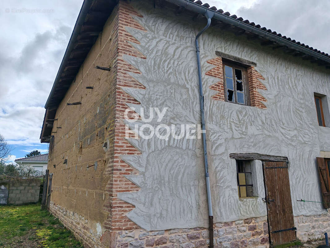 Maison à SAINT-CYR-SUR-MENTHON