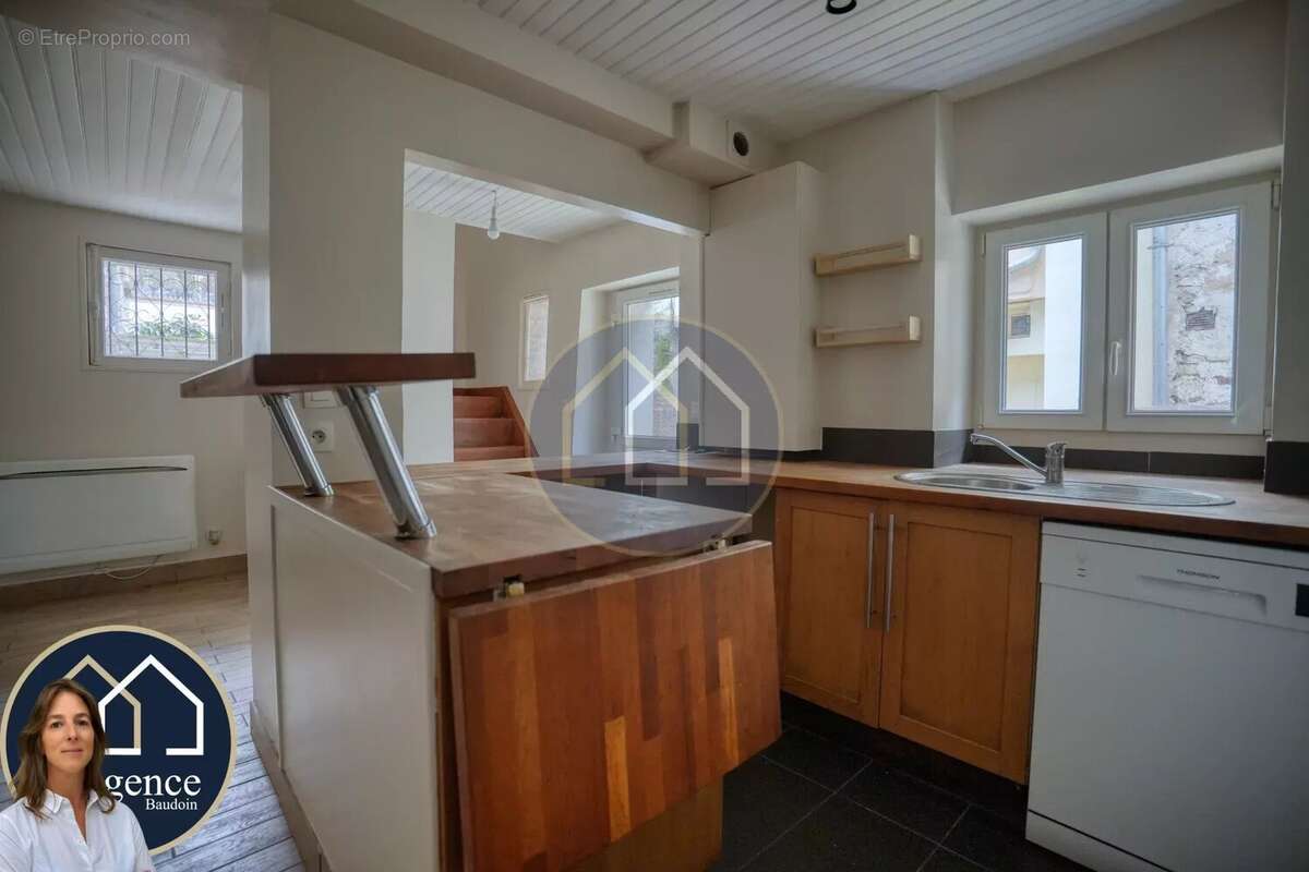 Maison à L'ETANG-LA-VILLE