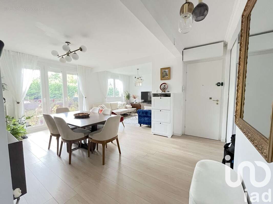 Photo 2 - Appartement à EPINAY-SUR-ORGE