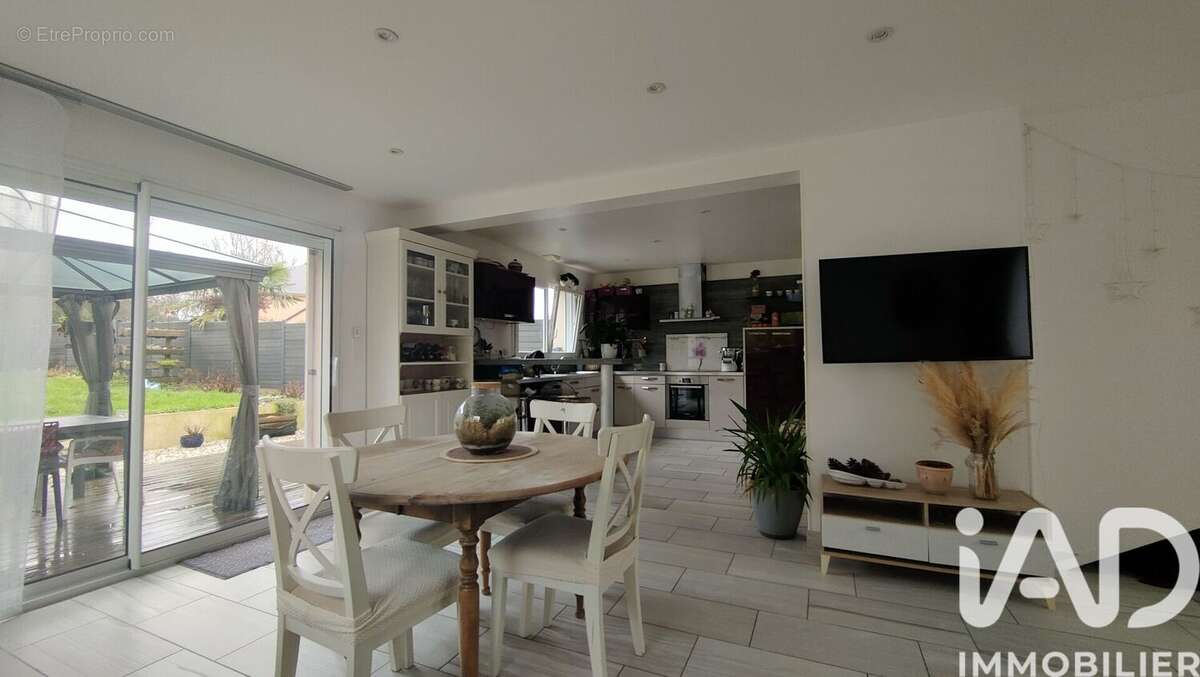 Photo 3 - Maison à TREILLIERES