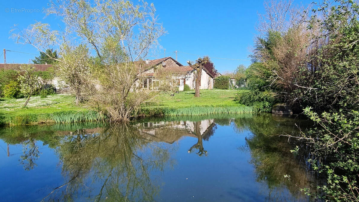 20250408_171616 - Maison à LE BOURDEIX