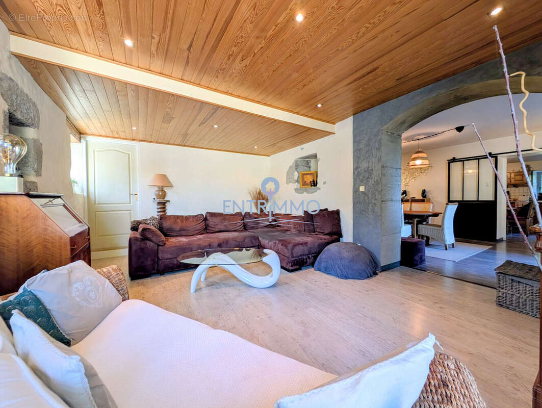 Maison à LA RAVOIRE