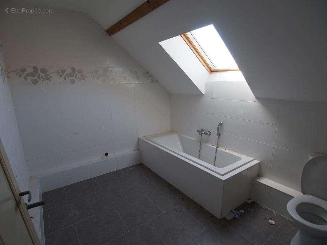Maison Ouges 6 pièces125 m2 à rénover - photo 4