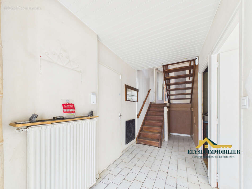 Maison à MARBACHE