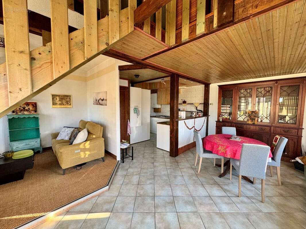 Maison à OUISTREHAM