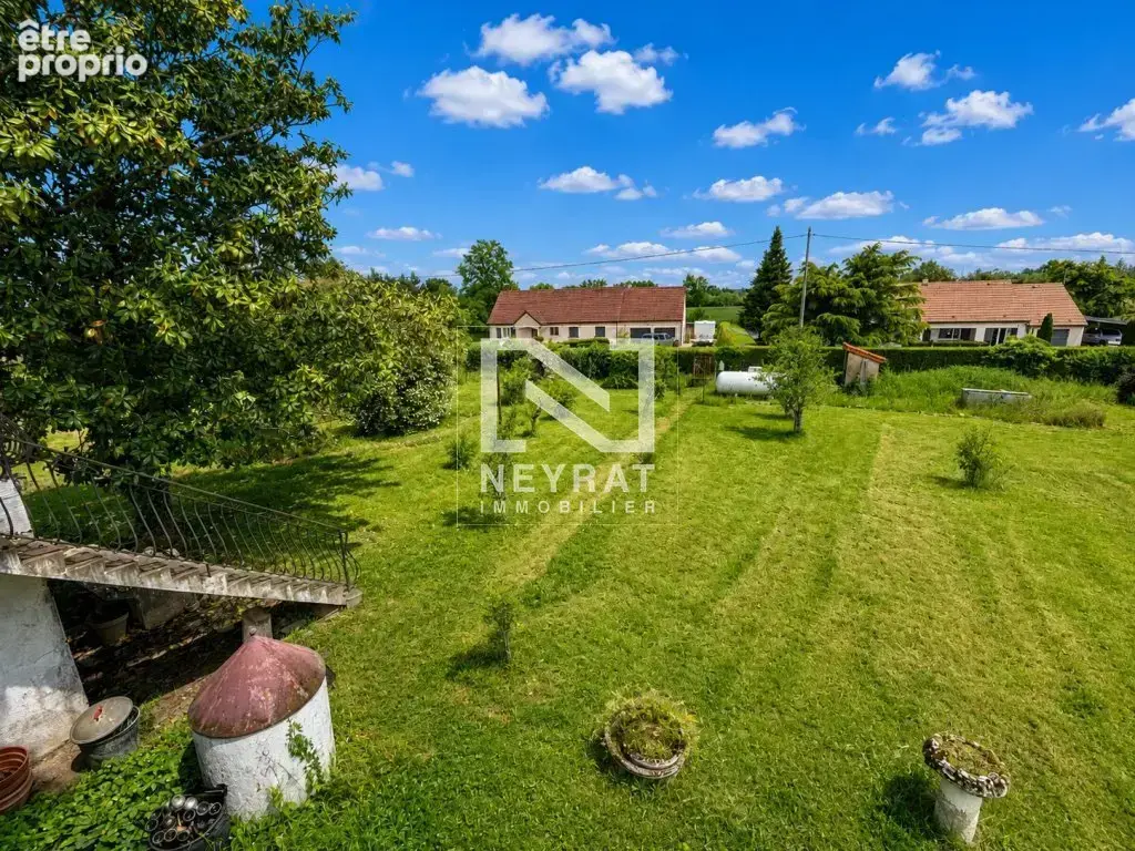 Maison de campagne à rénover entièrement et terrain paysager - photo 6