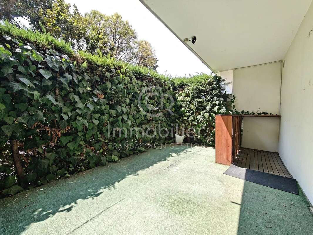 T3 traversant sud-nord 62m² rez-de-jardin - photo 2