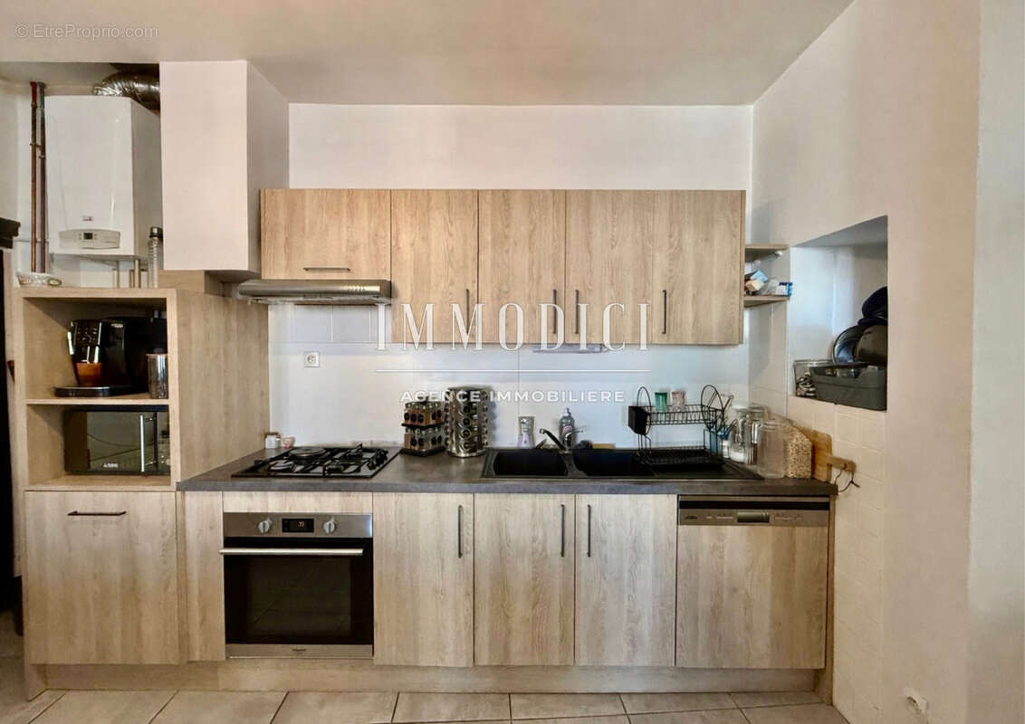 Appartement à THOISSEY
