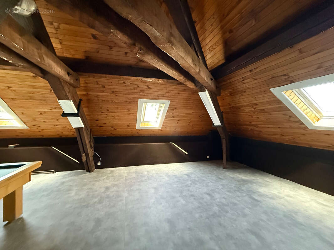 Maison à REMIREMONT