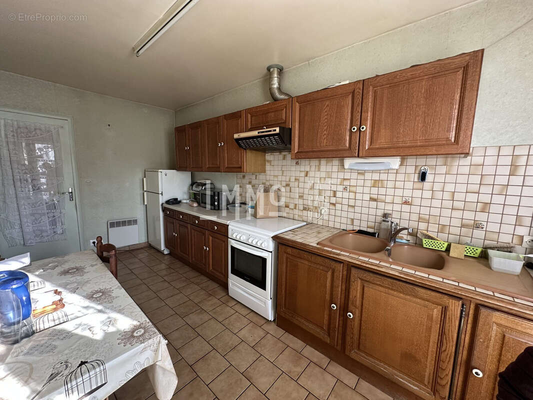 Maison à SAINT-CALAIS