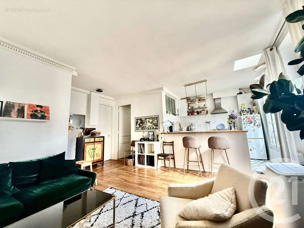 Appartement à PARIS-18E