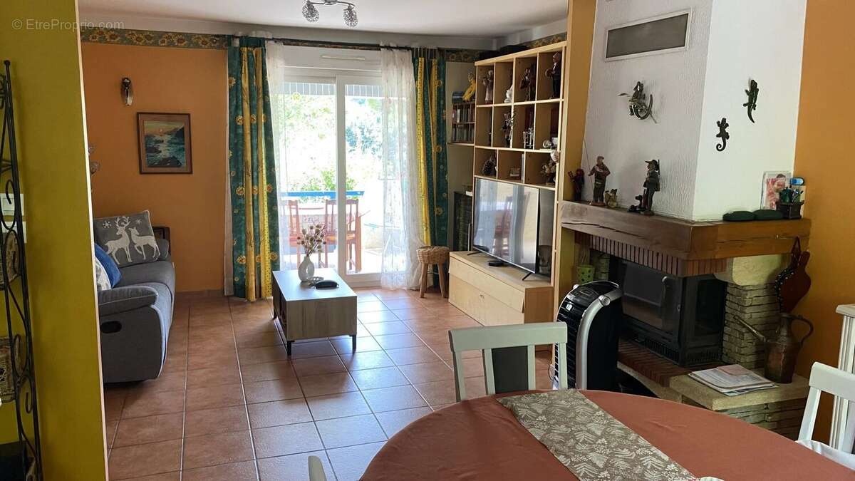 Villa quatre chambres, jardin, garage sur terrain de 612m² - photo 4