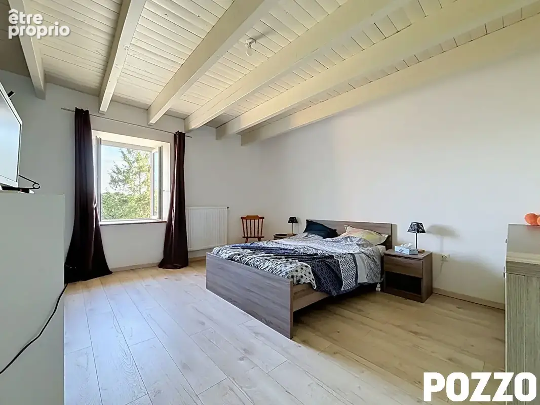 A Vendre - Tirepied Sur Sée - Maison 6 pièce(s) 160 m² -terrain-dépendances - photo 13